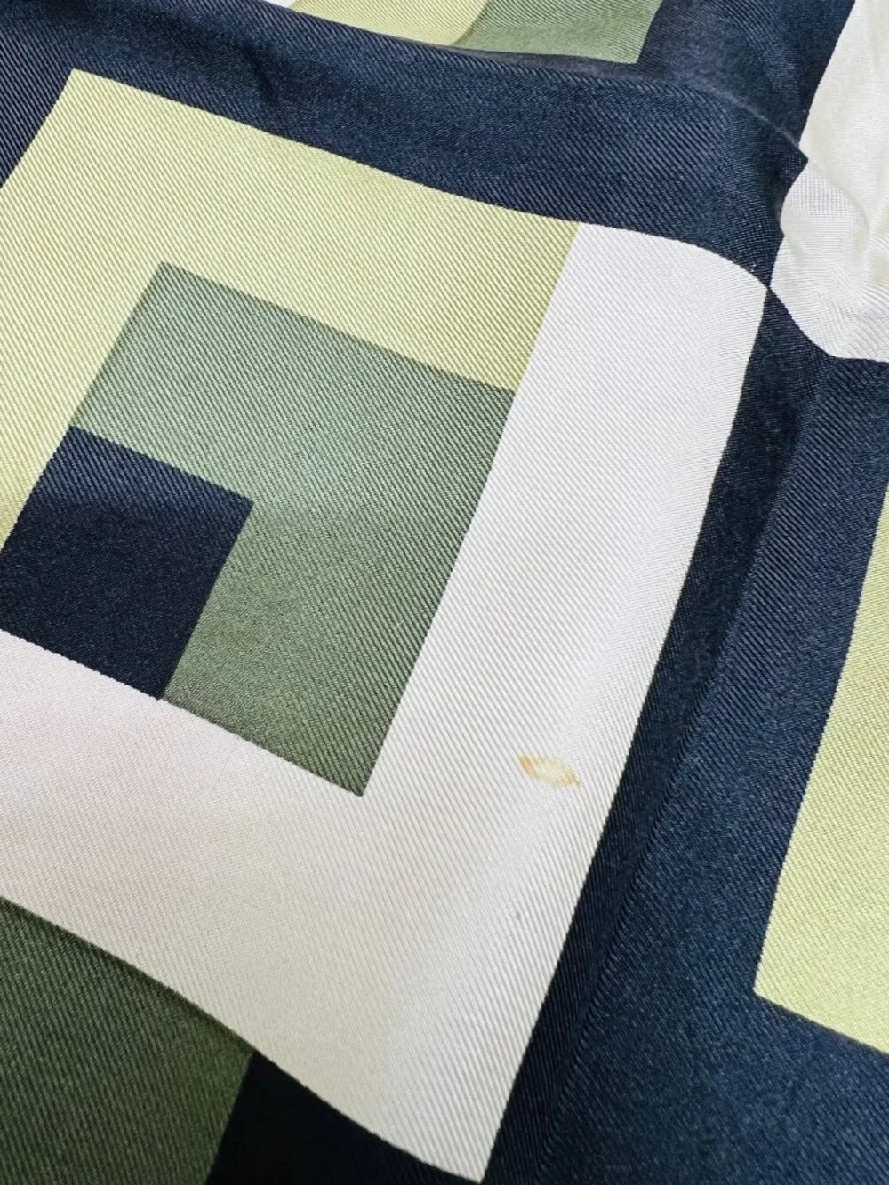 Vintage  Givenchy 100% Silk 31